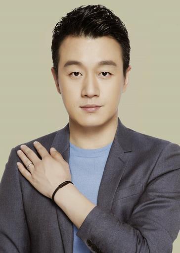 大陆单眼皮男演员,独特魅力演绎经典角色